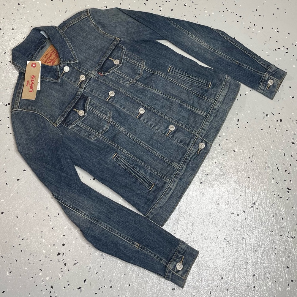 Levi's Women's Classic Trucker Denim Jean Jacket Belle Blue Medium - Picture 3 of 7
